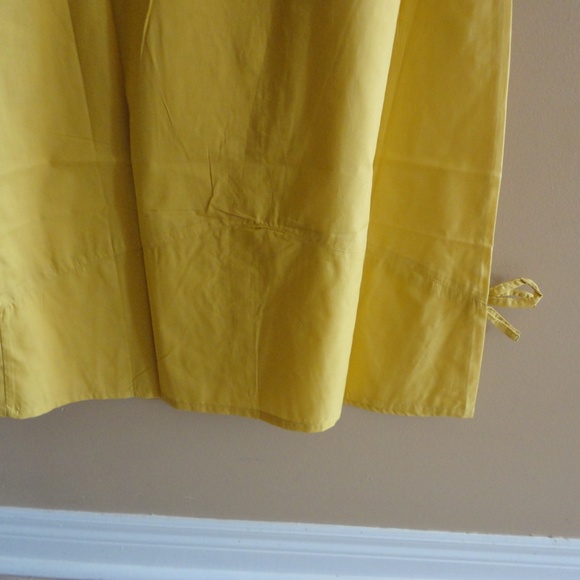 Medical Professional Uniform Scrubs Yellow Size S - Picture 7 of 8